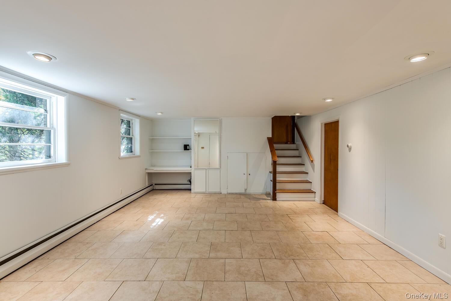 19 Ridgeview Road, Poughkeepsie, NY 12603