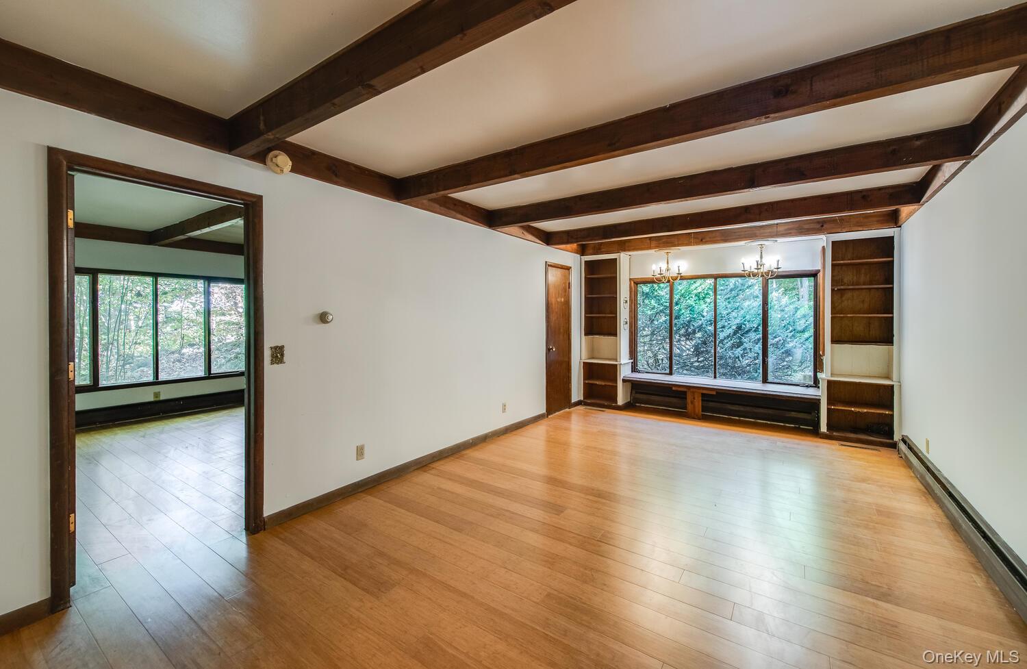 19 Ridgeview Road, Poughkeepsie, NY 12603