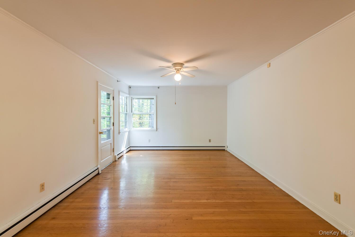 19 Ridgeview Road, Poughkeepsie, NY 12603