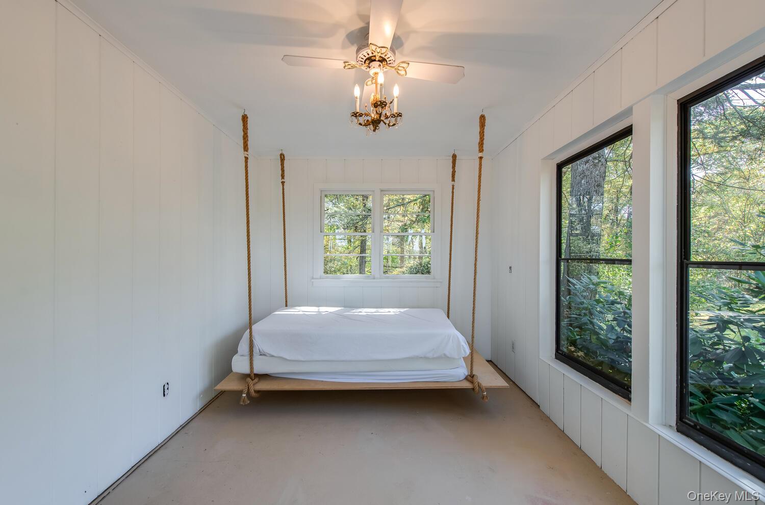 19 Ridgeview Road, Poughkeepsie, NY 12603