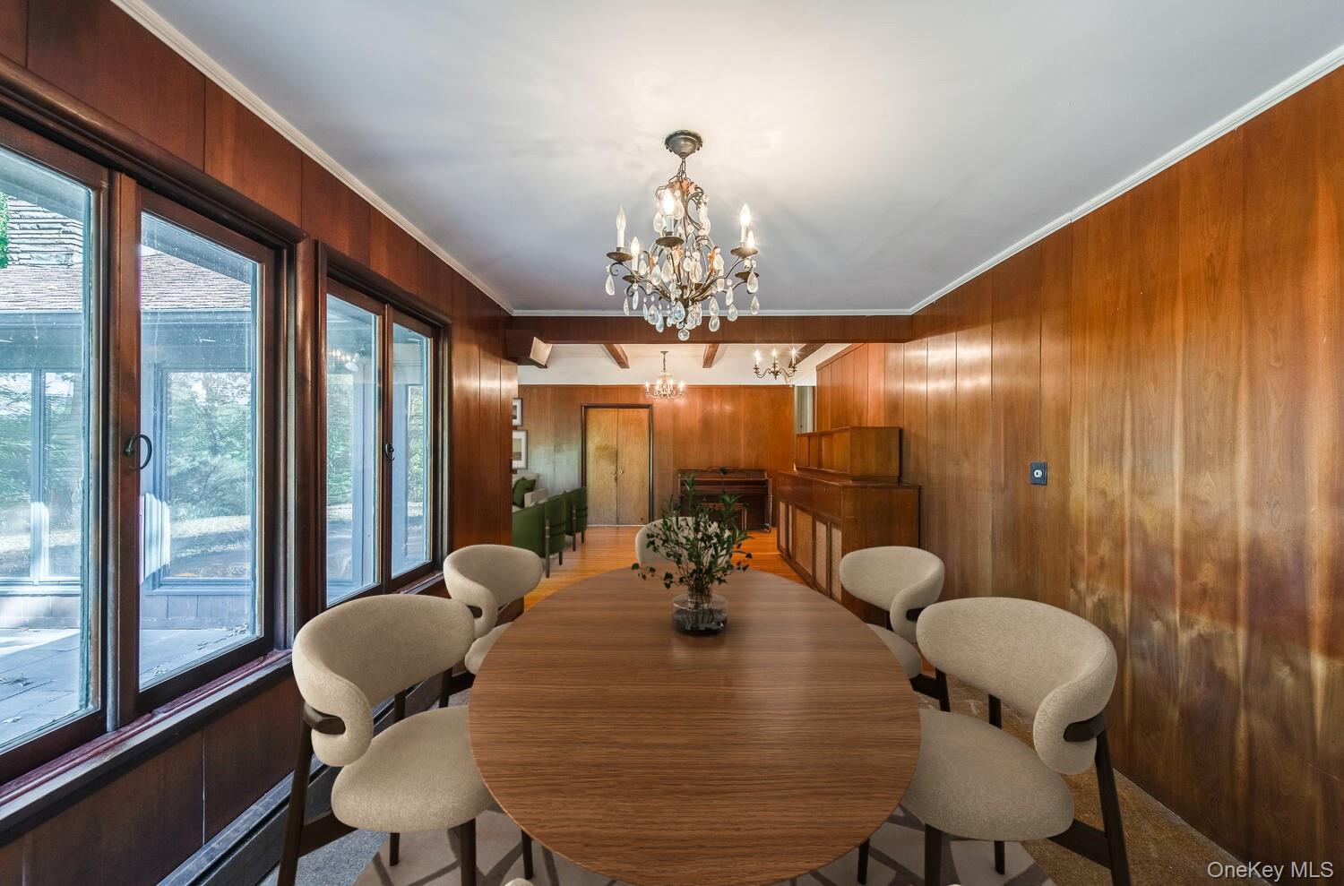 19 Ridgeview Road, Poughkeepsie, NY 12603