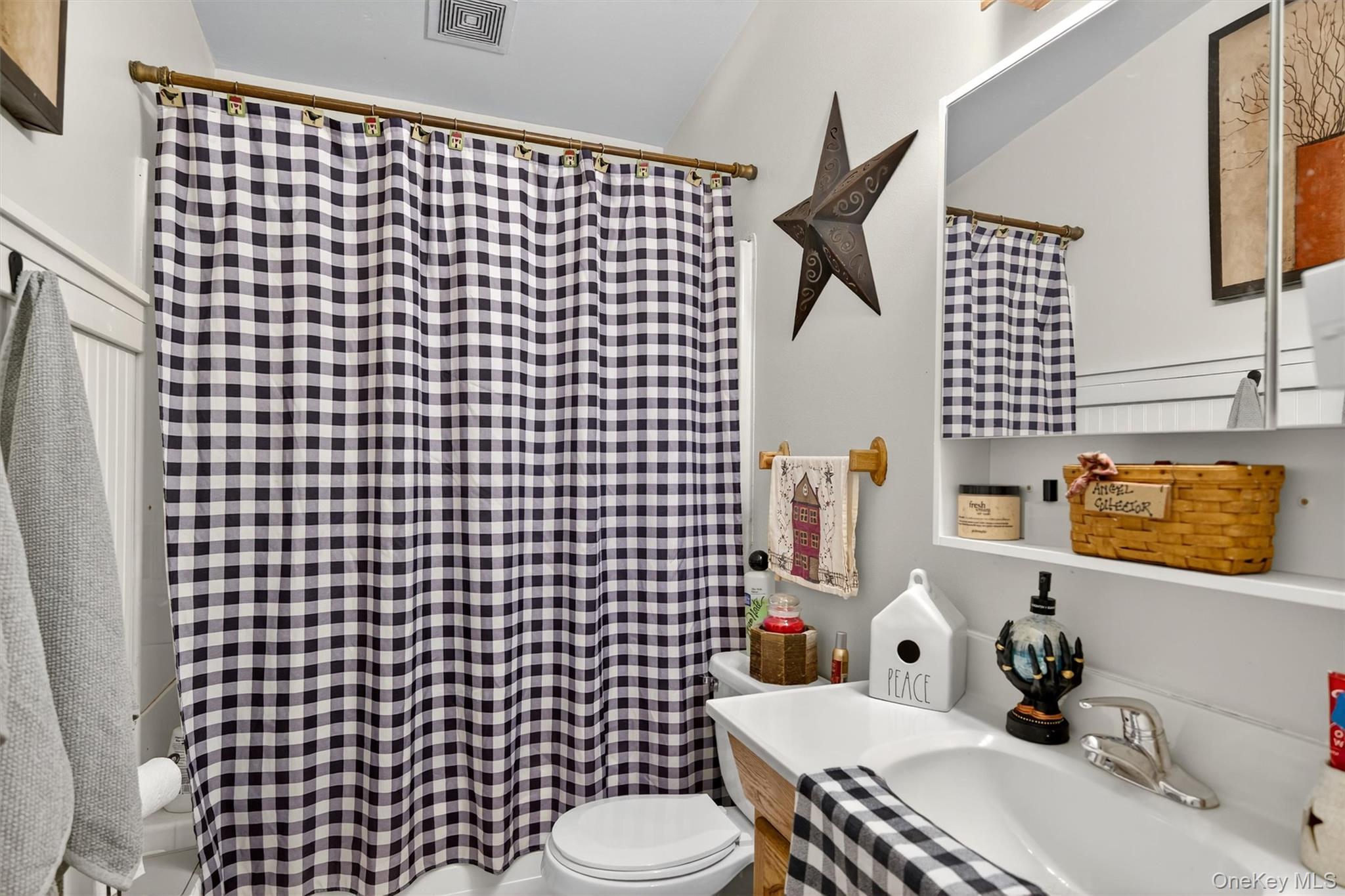 19 The Curve Road, Rock Hill, NY 12775