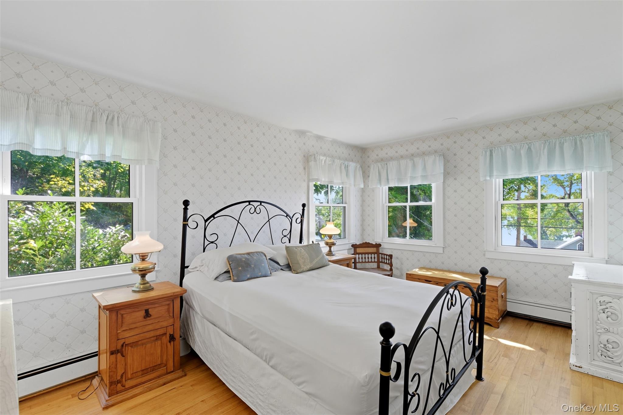 68 East Shore Road, Huntington, NY 11743