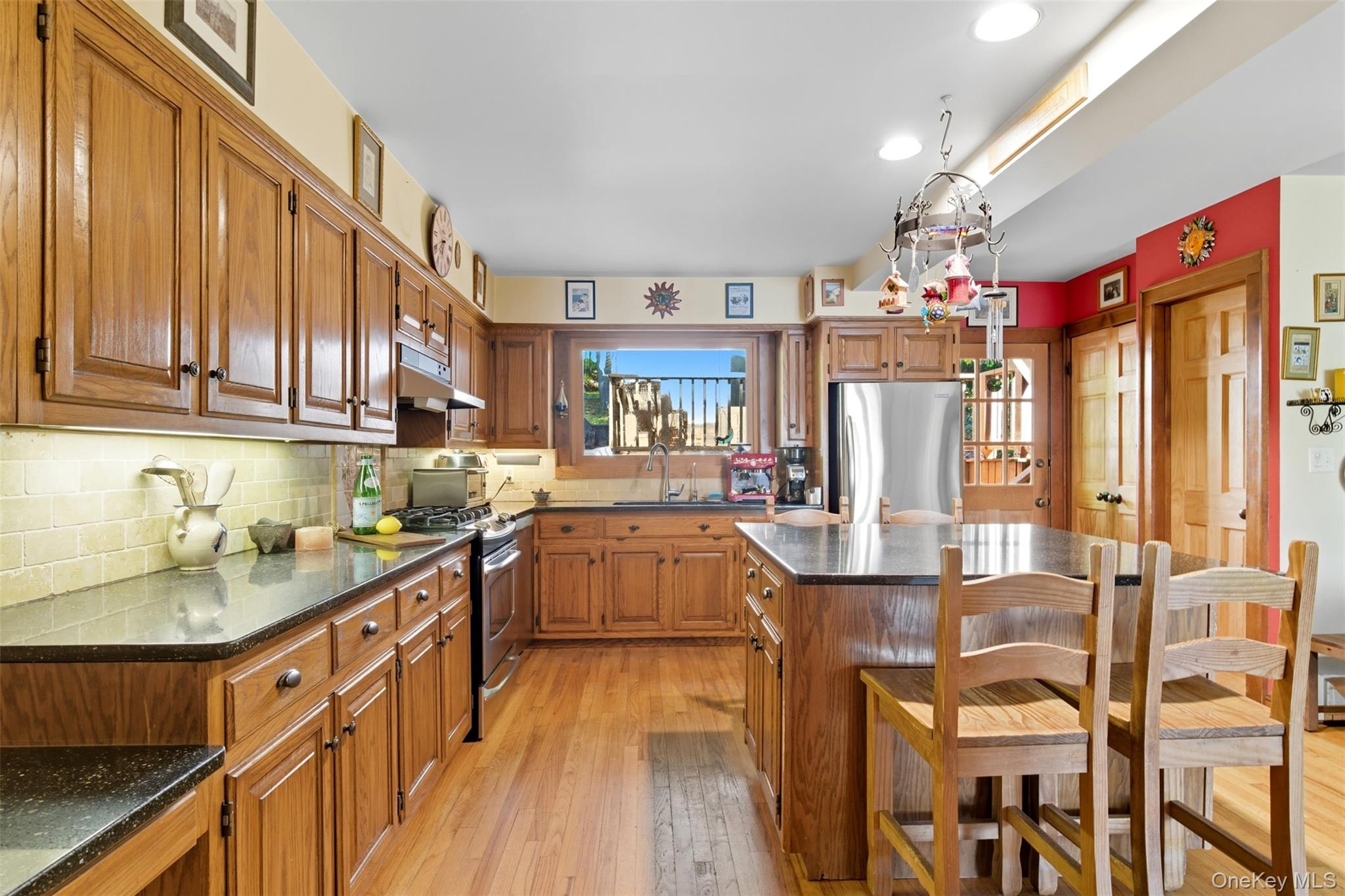 68 East Shore Road, Huntington, NY 11743