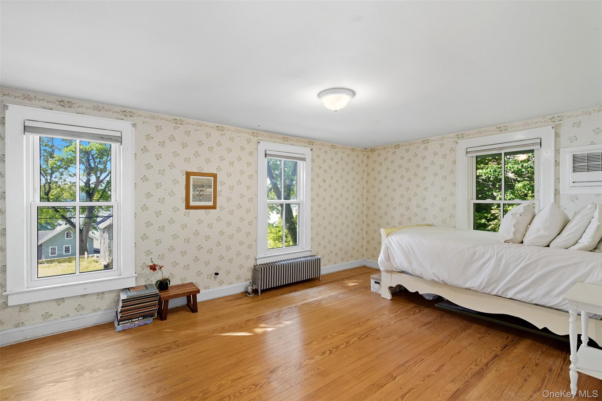 68 East Shore Road, Huntington, NY 11743