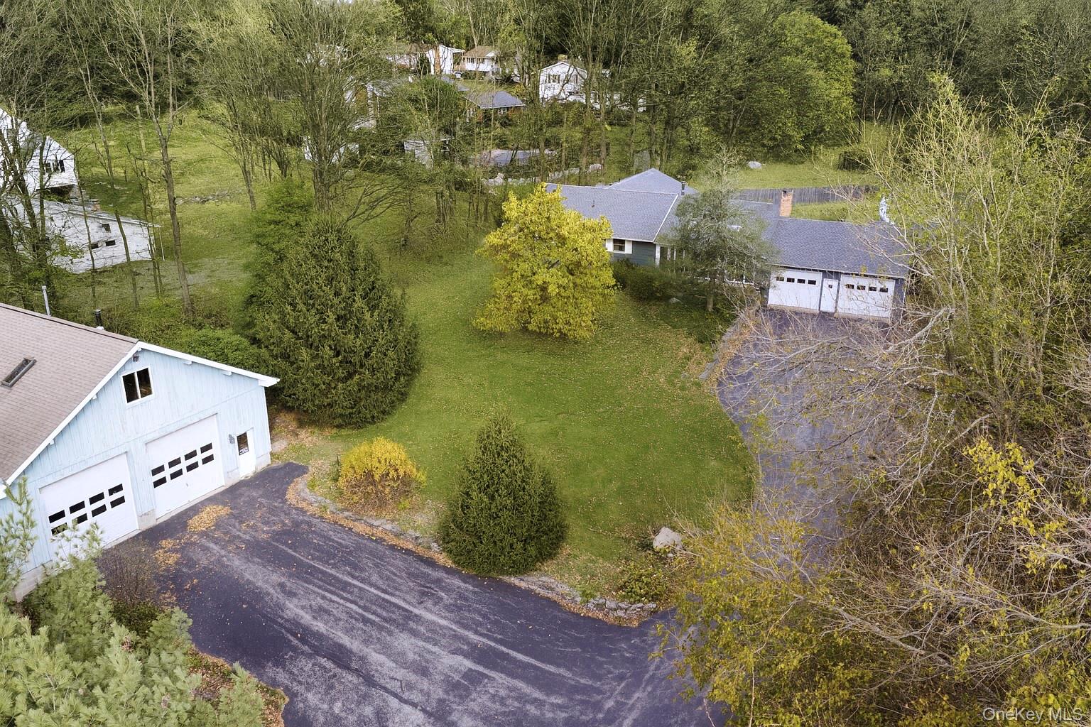 671 Noxon Road, Poughkeepsie, NY 12603