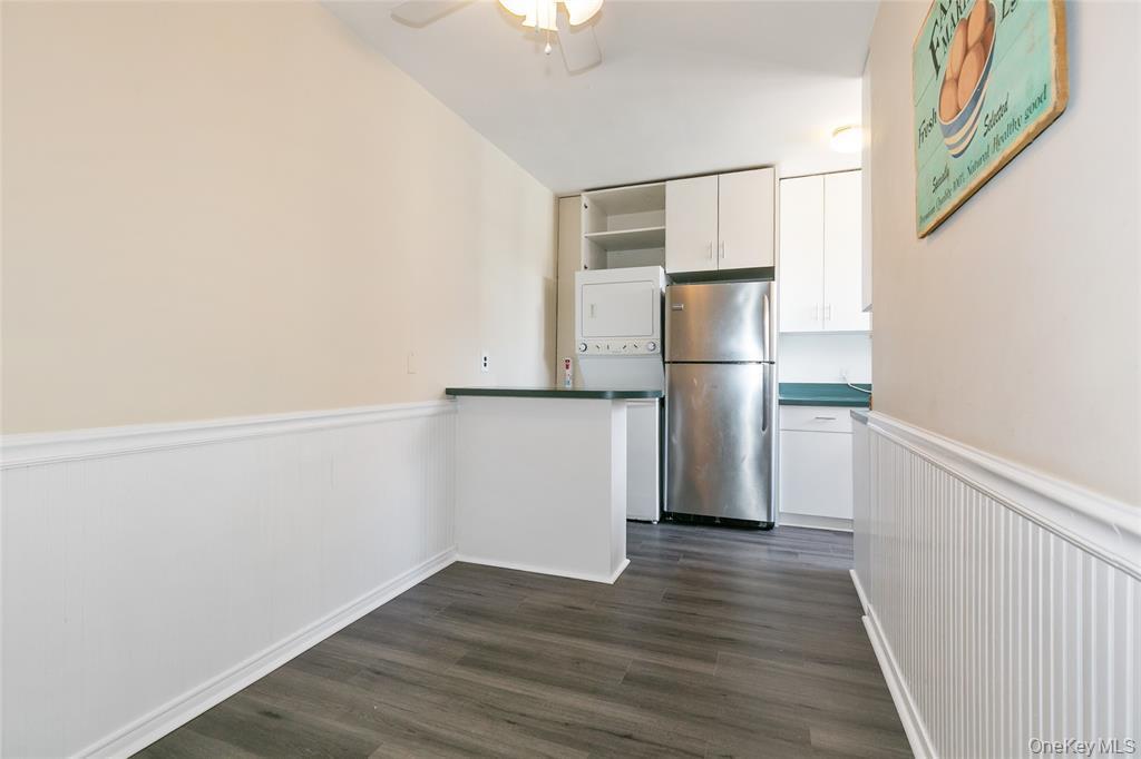 2 Townhouse Place # 3N, Great Neck, NY 11021