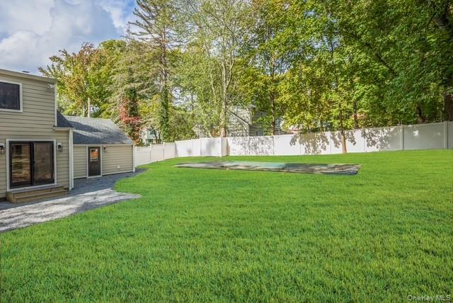 5 Satterly Road, East Setauket, NY 11733