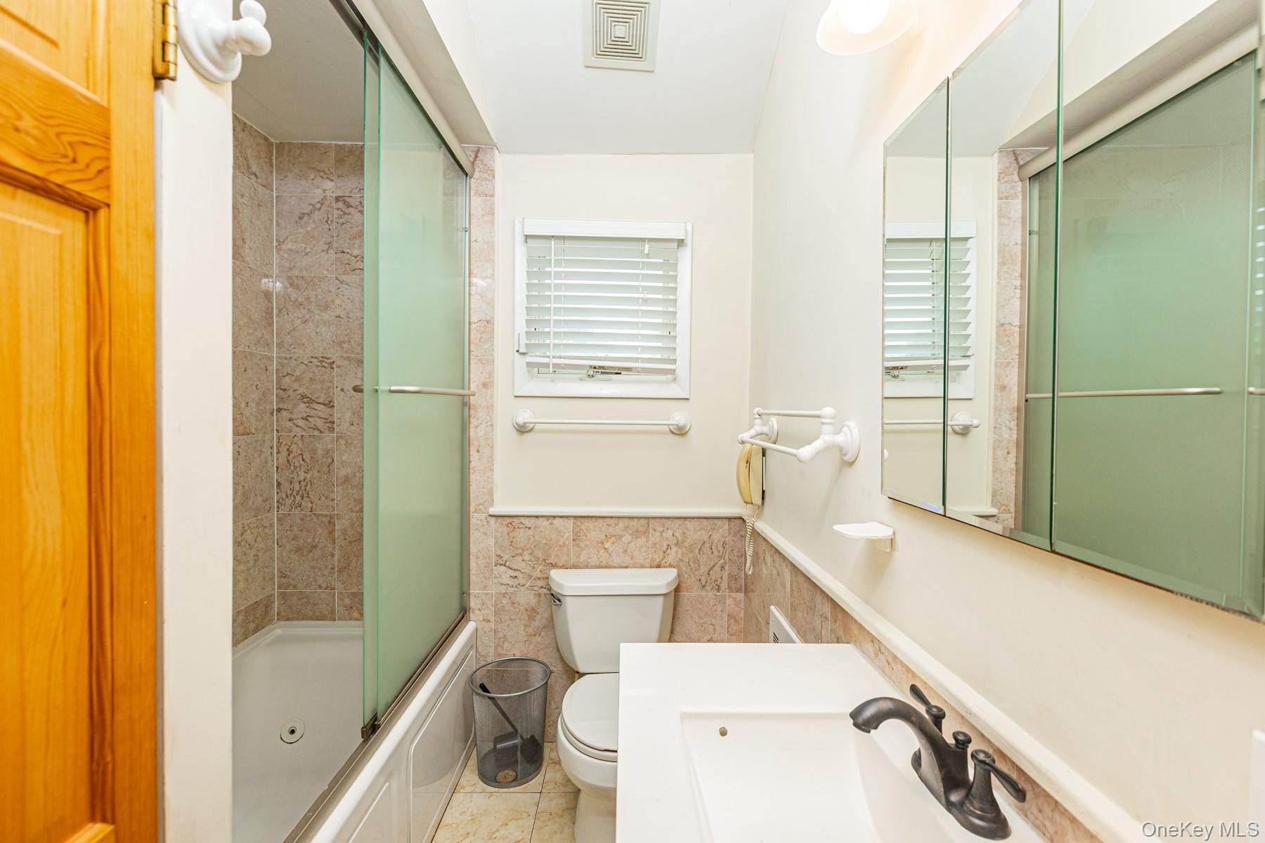 97 Ocean Avenue, Bay Shore, NY 11706