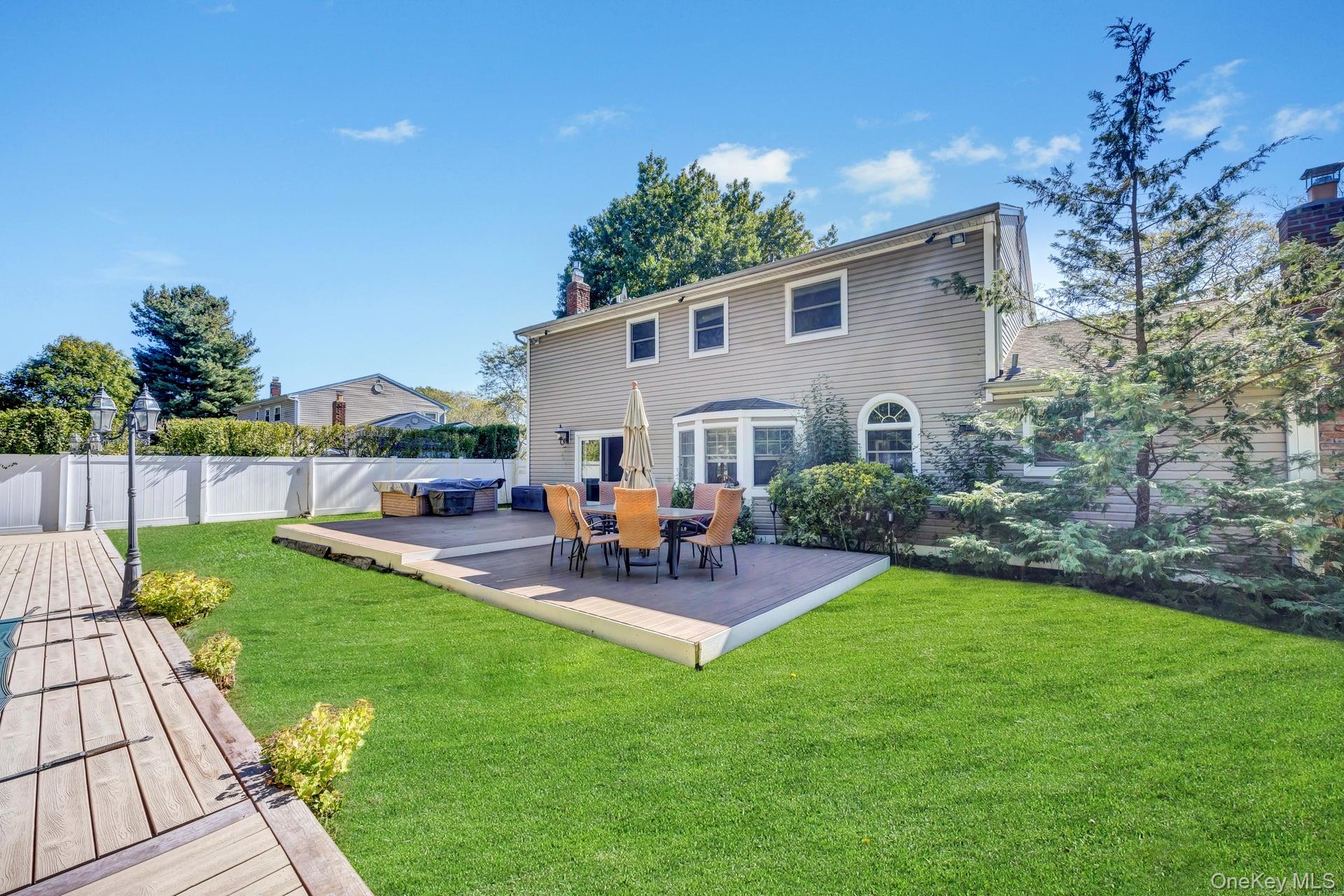 1 Carman Lane, Nesconset, NY 11767