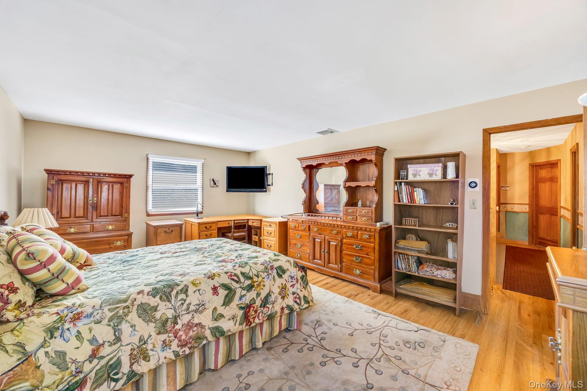 1 Carman Lane, Nesconset, NY 11767