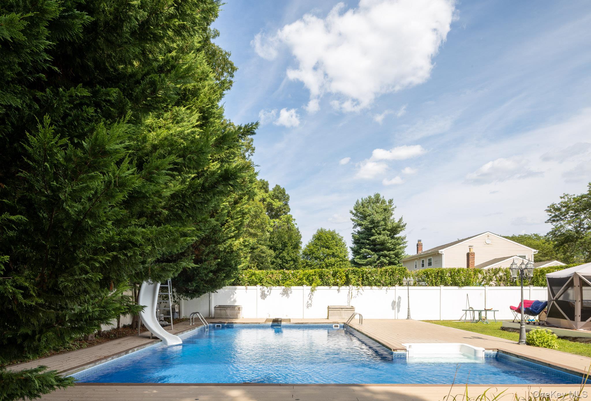 1 Carman Lane, Nesconset, NY 11767