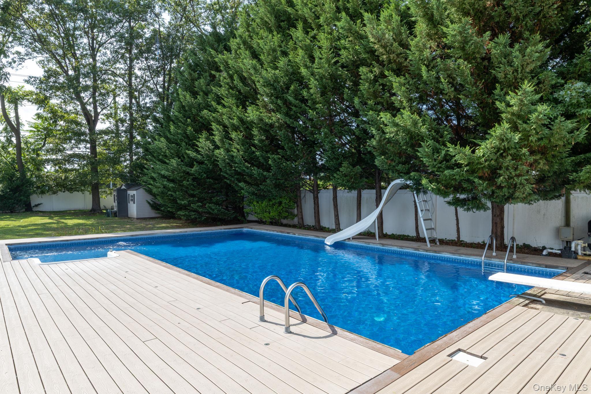 1 Carman Lane, Nesconset, NY 11767