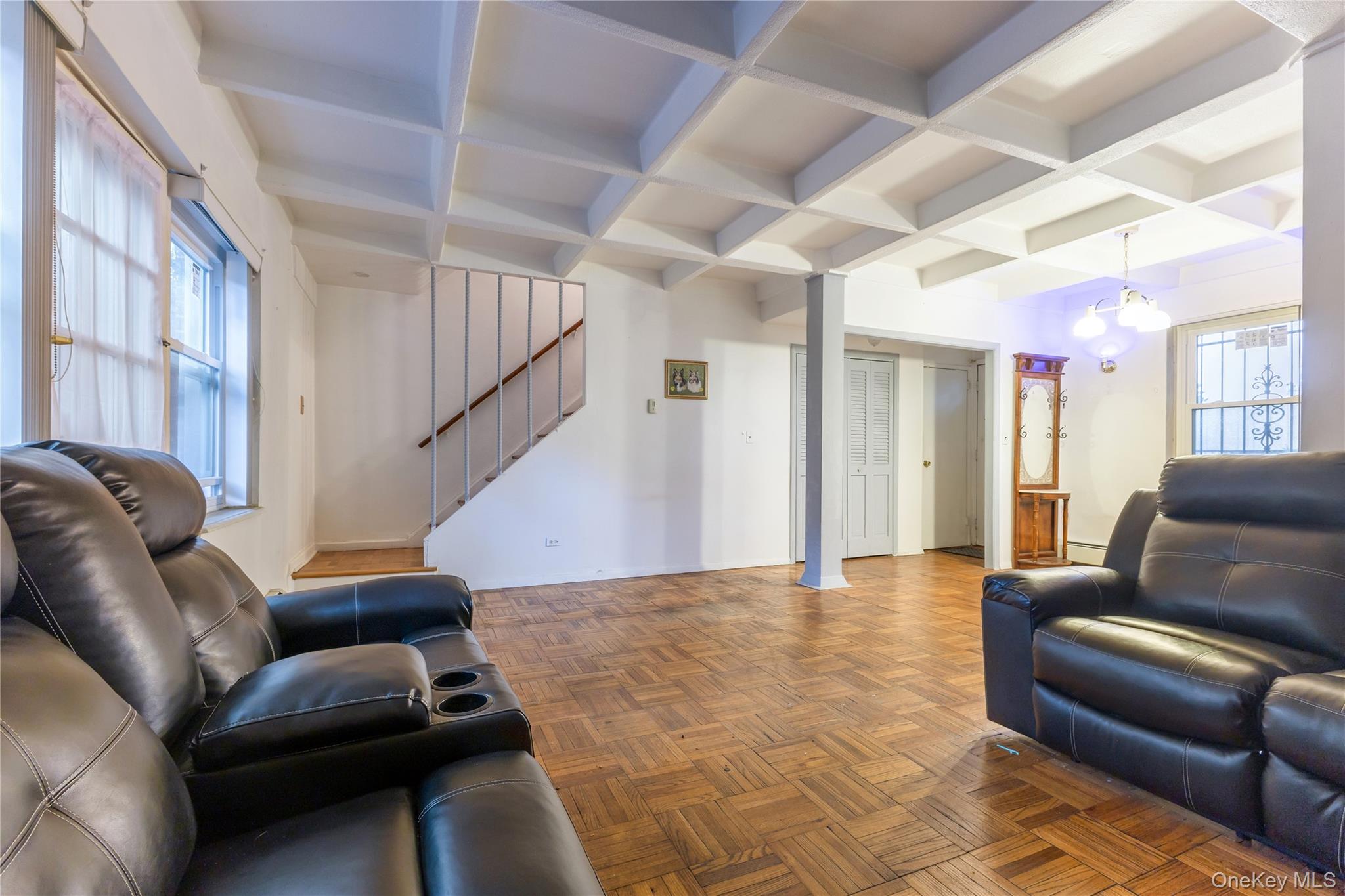 80-14 150 Street # 25B, Briarwood, NY 11435