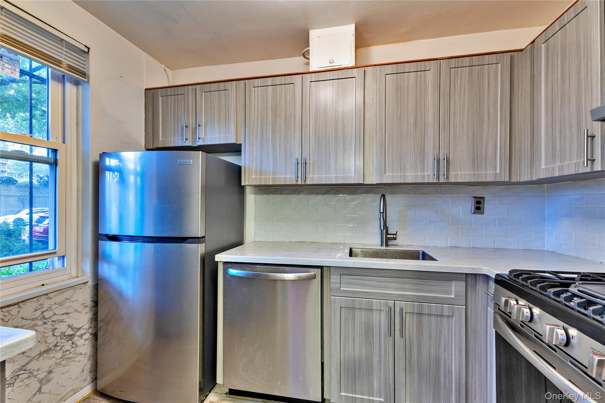 80-14 150 Street # 25B, Briarwood, NY 11435