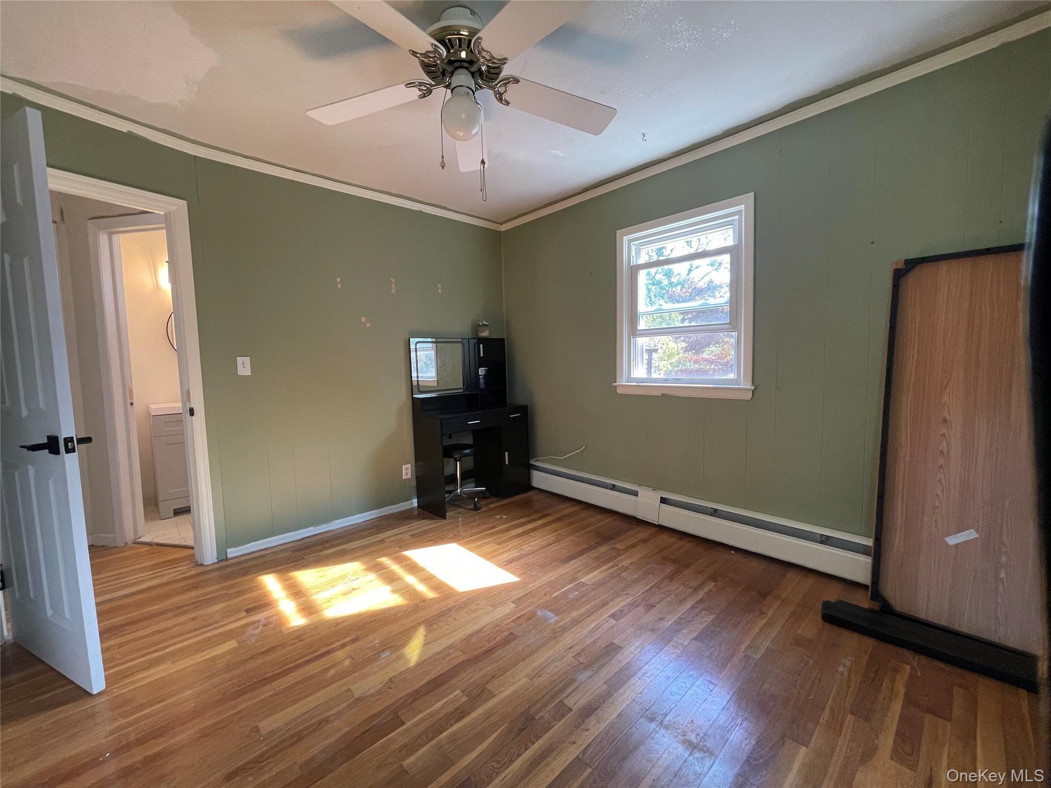 14 Bruce Lane S, Kings Park, NY 11754