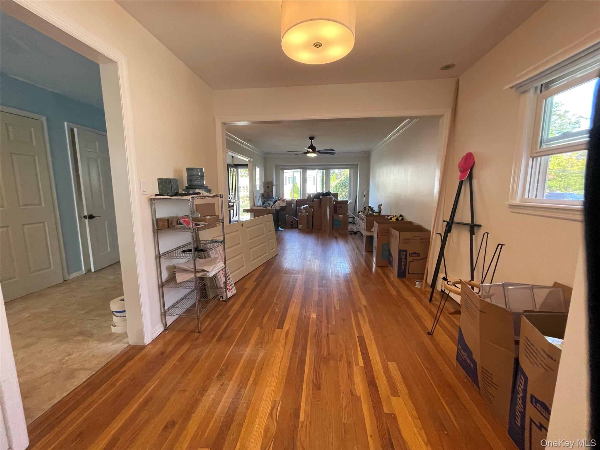 14 Bruce Lane S, Kings Park, NY 11754