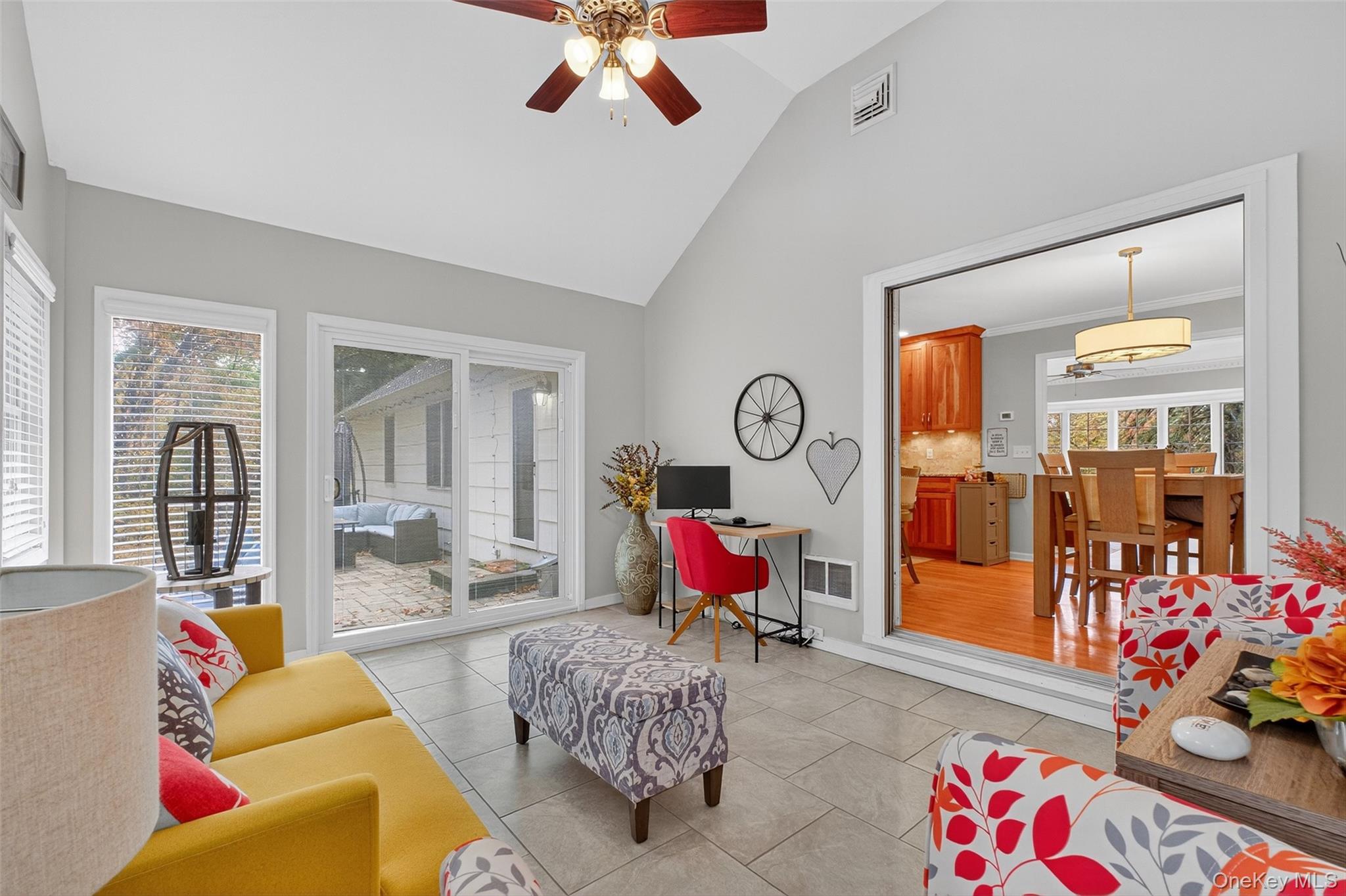 18 Birch Hill Drive, Poughkeepsie, NY 12603