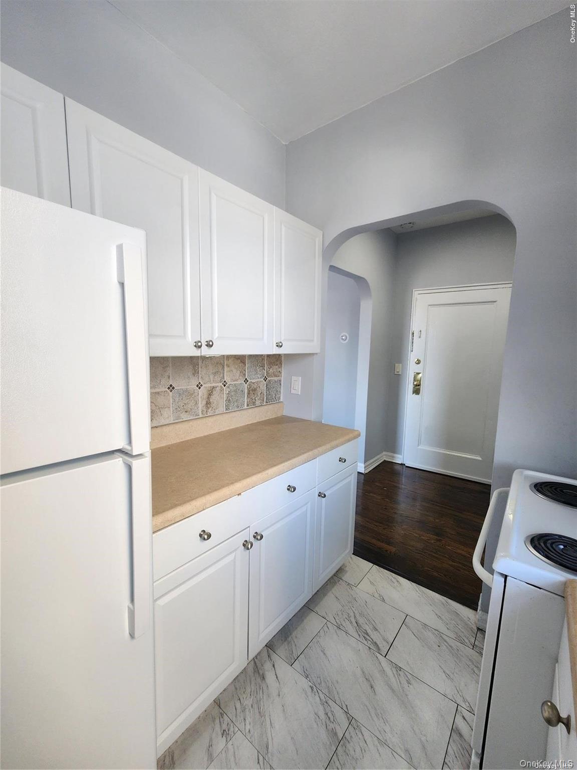 36 Hillside Avenue # 1, Williston Park, NY 11596