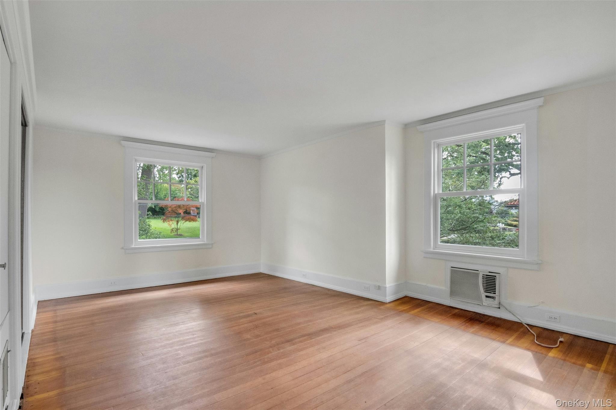 145 Cliff Avenue, Pelham, NY 10803