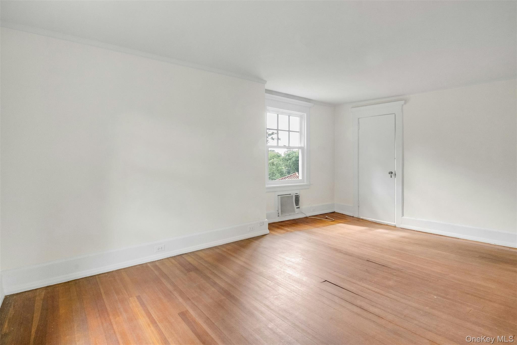 145 Cliff Avenue, Pelham, NY 10803