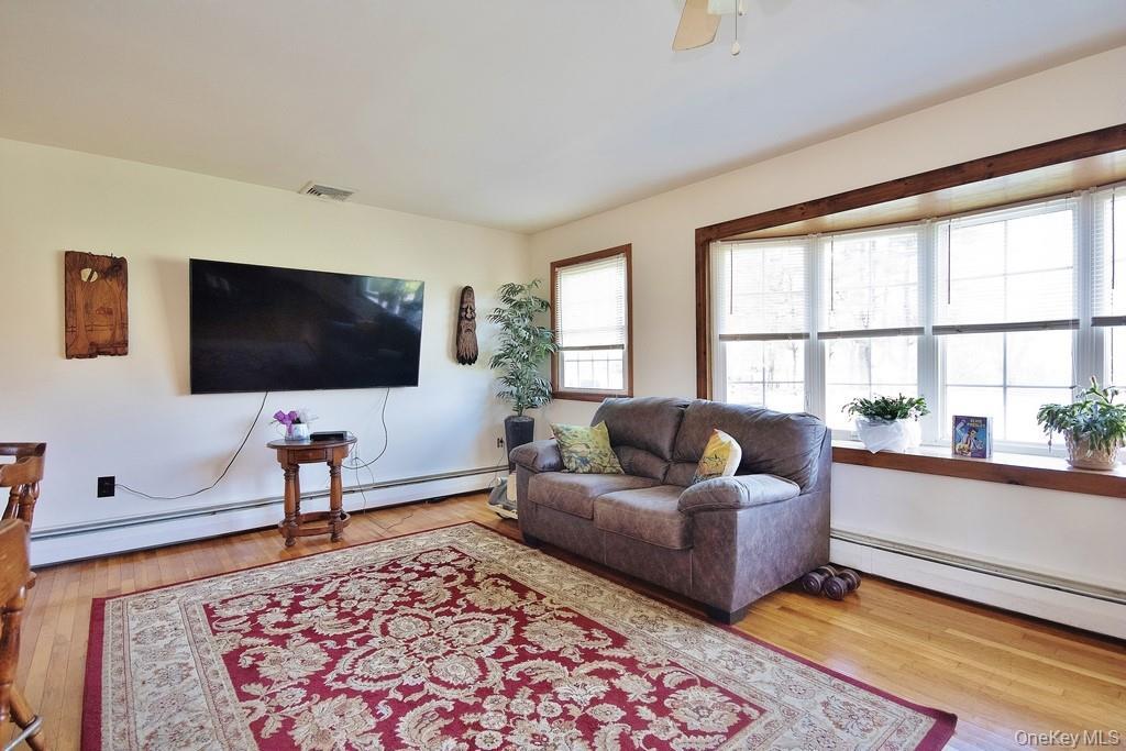 50 Carlo Drive, Kerhonkson, NY 12446