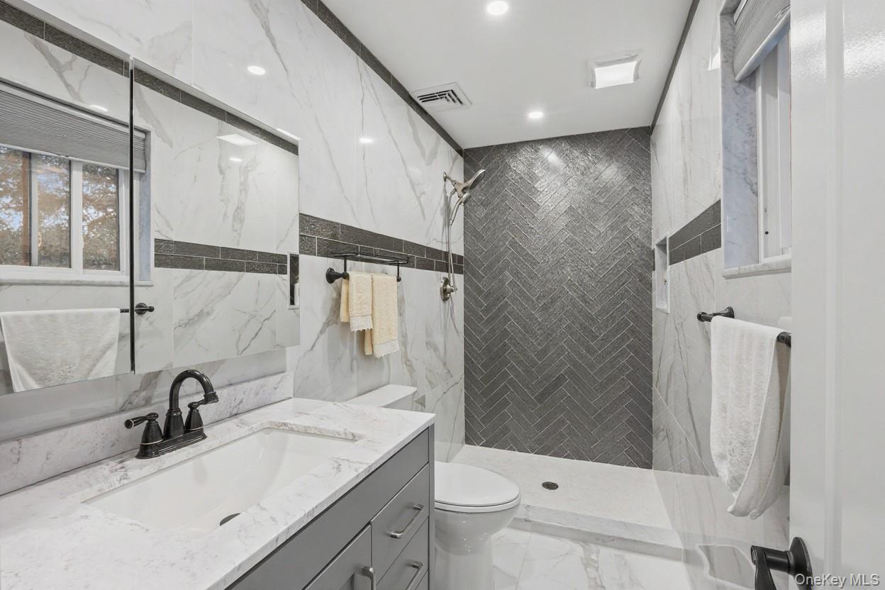 3012 Mandalay Beach Road, Wantagh, NY 11793