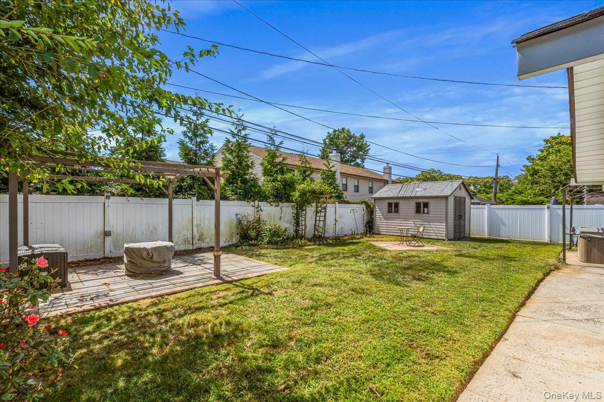 236 Duckpond Drive S, Wantagh, NY 11793