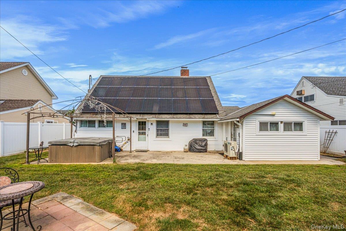 236 Duckpond Drive S, Wantagh, NY 11793