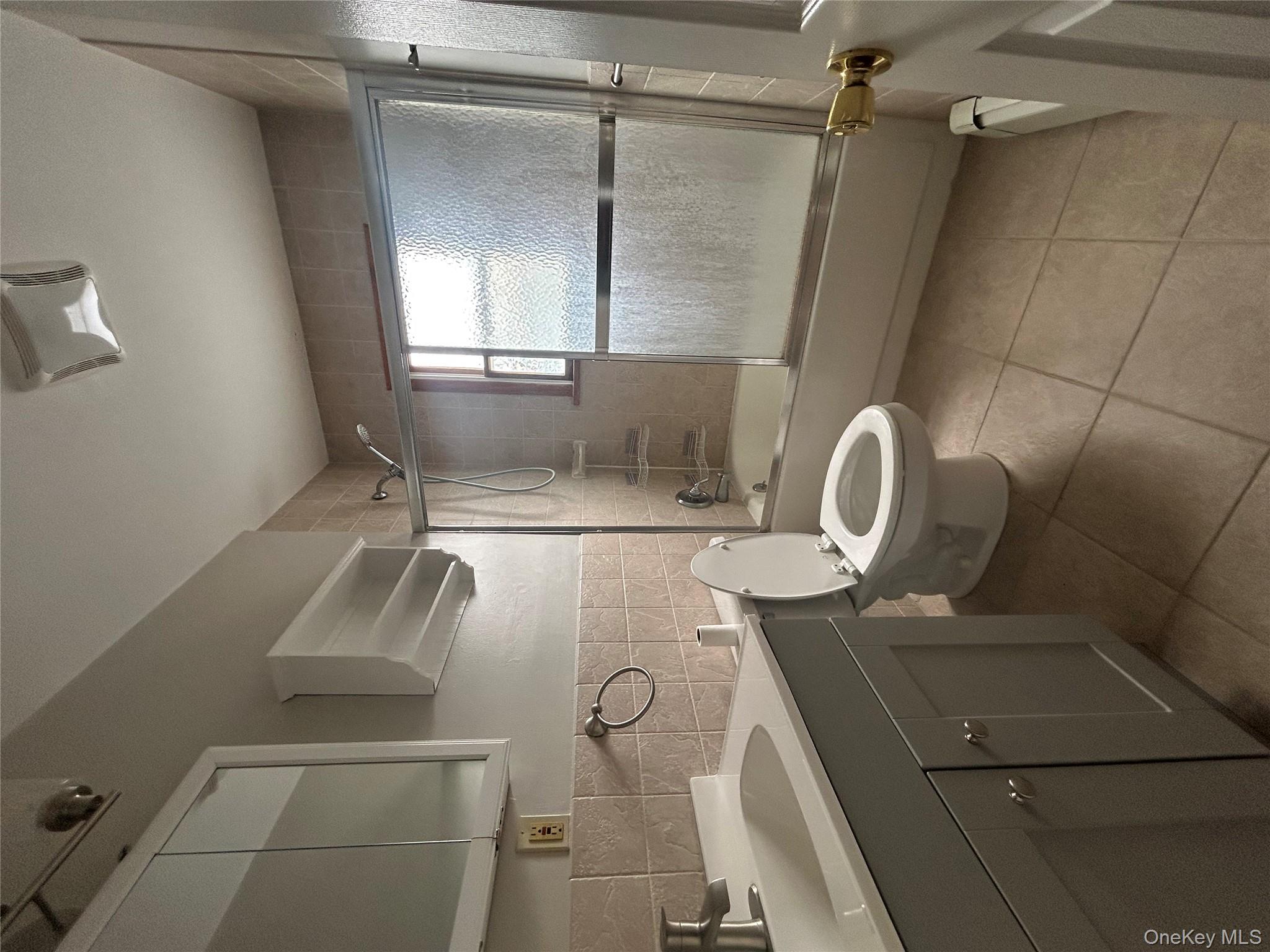 30 Dean Street, North Babylon, NY 11703