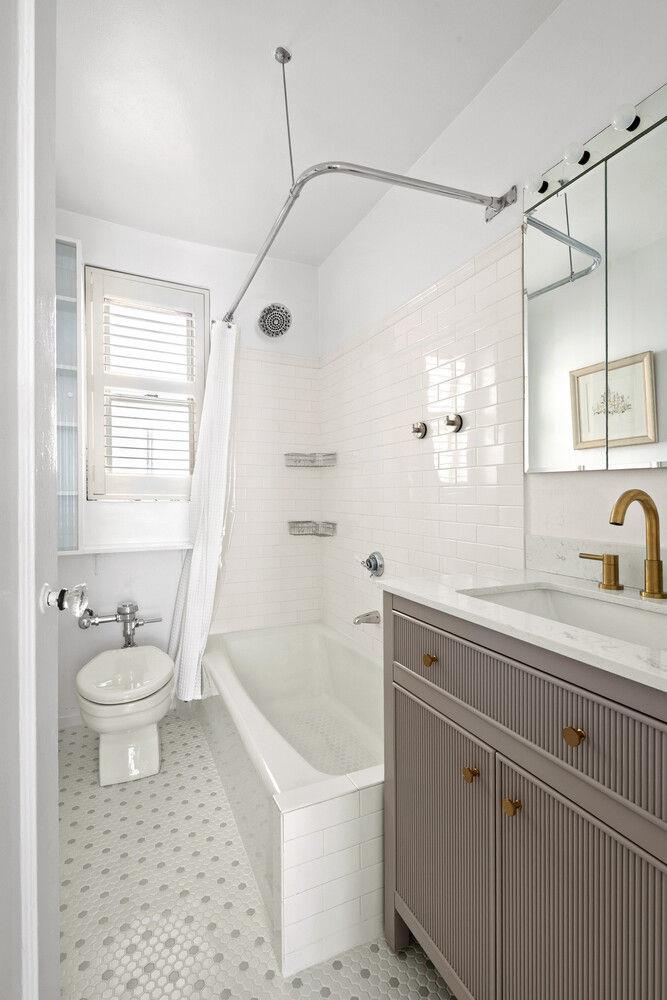 7 E 85TH Street # 8B, New York (Manhattan), NY 10028