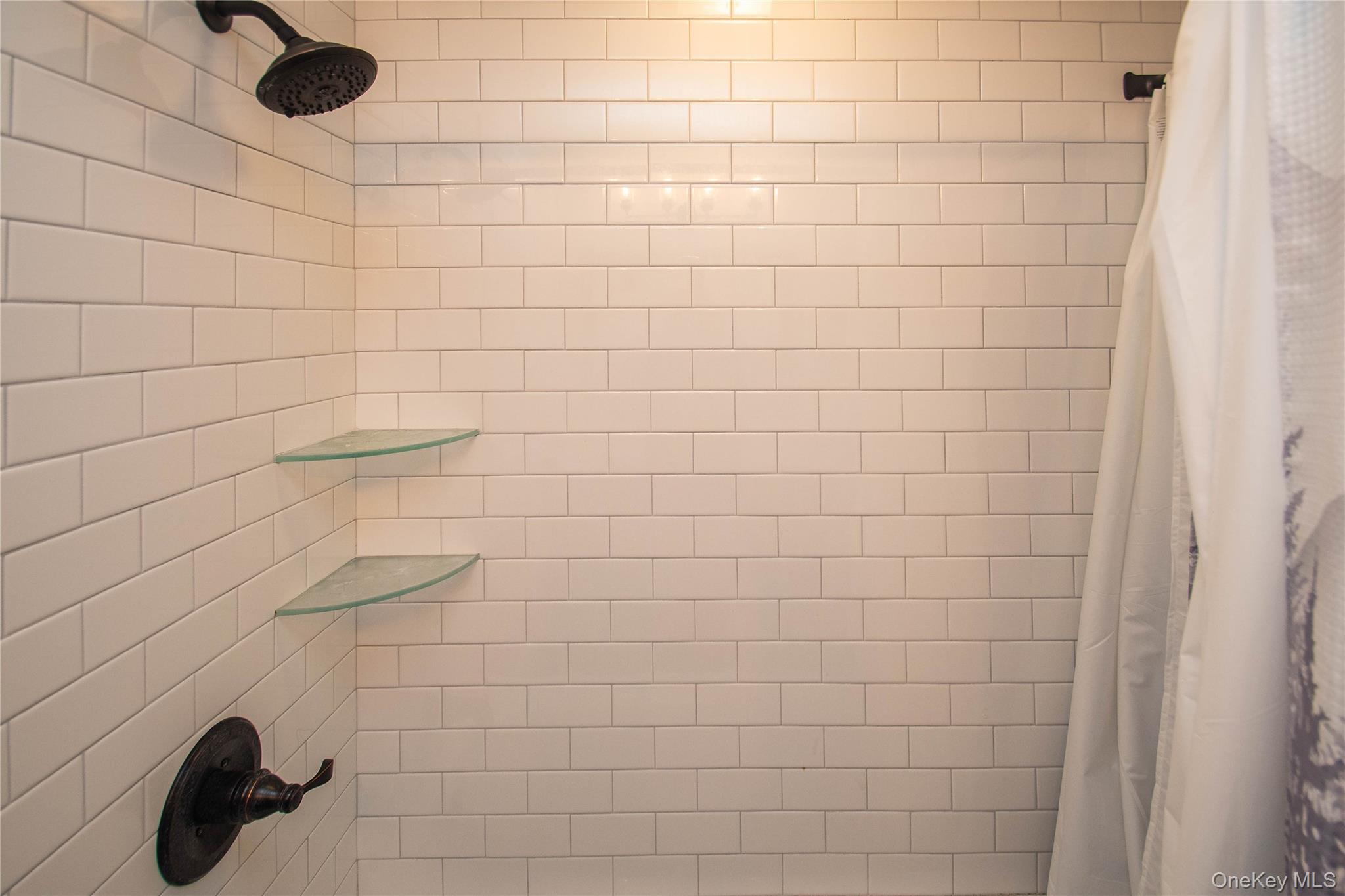 7 Phillips Road, Poughkeepsie, NY 12603