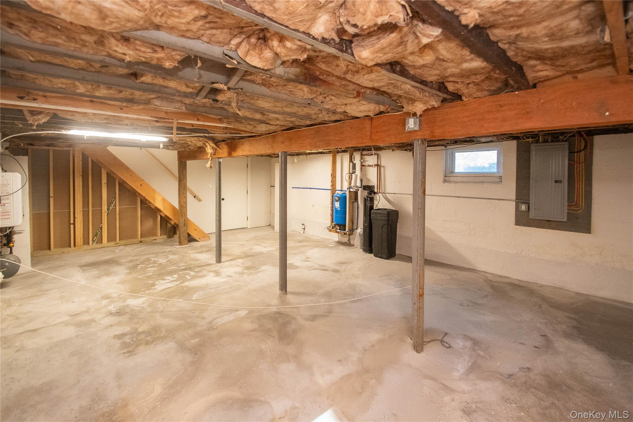 7 Phillips Road, Poughkeepsie, NY 12603