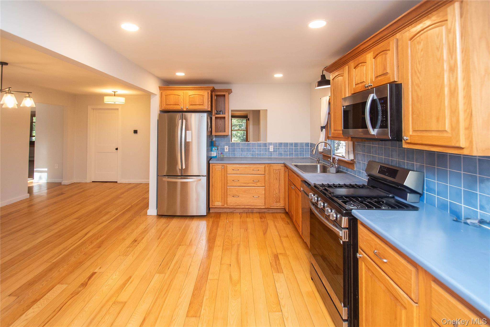 7 Phillips Road, Poughkeepsie, NY 12603