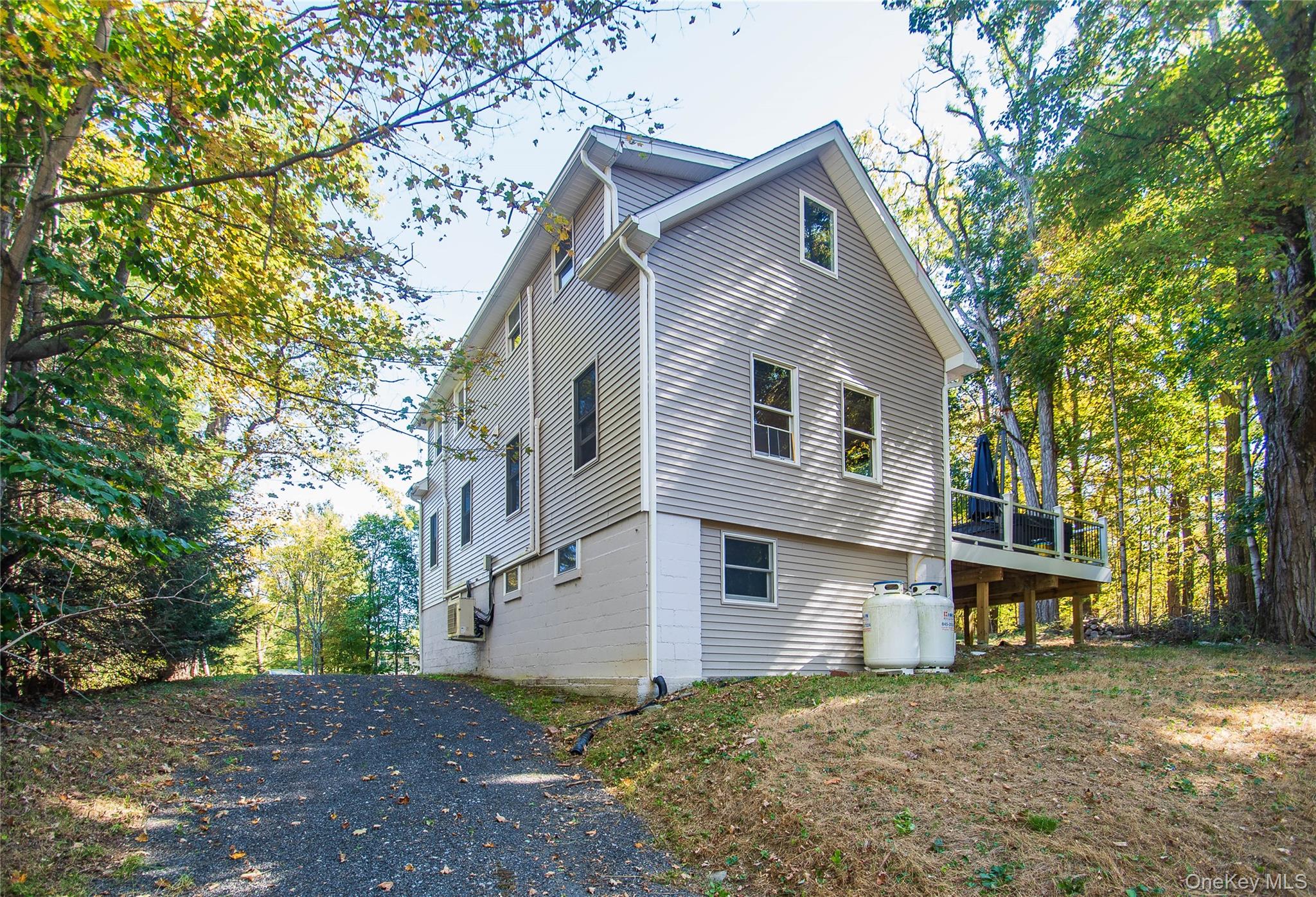 7 Phillips Road, Poughkeepsie, NY 12603