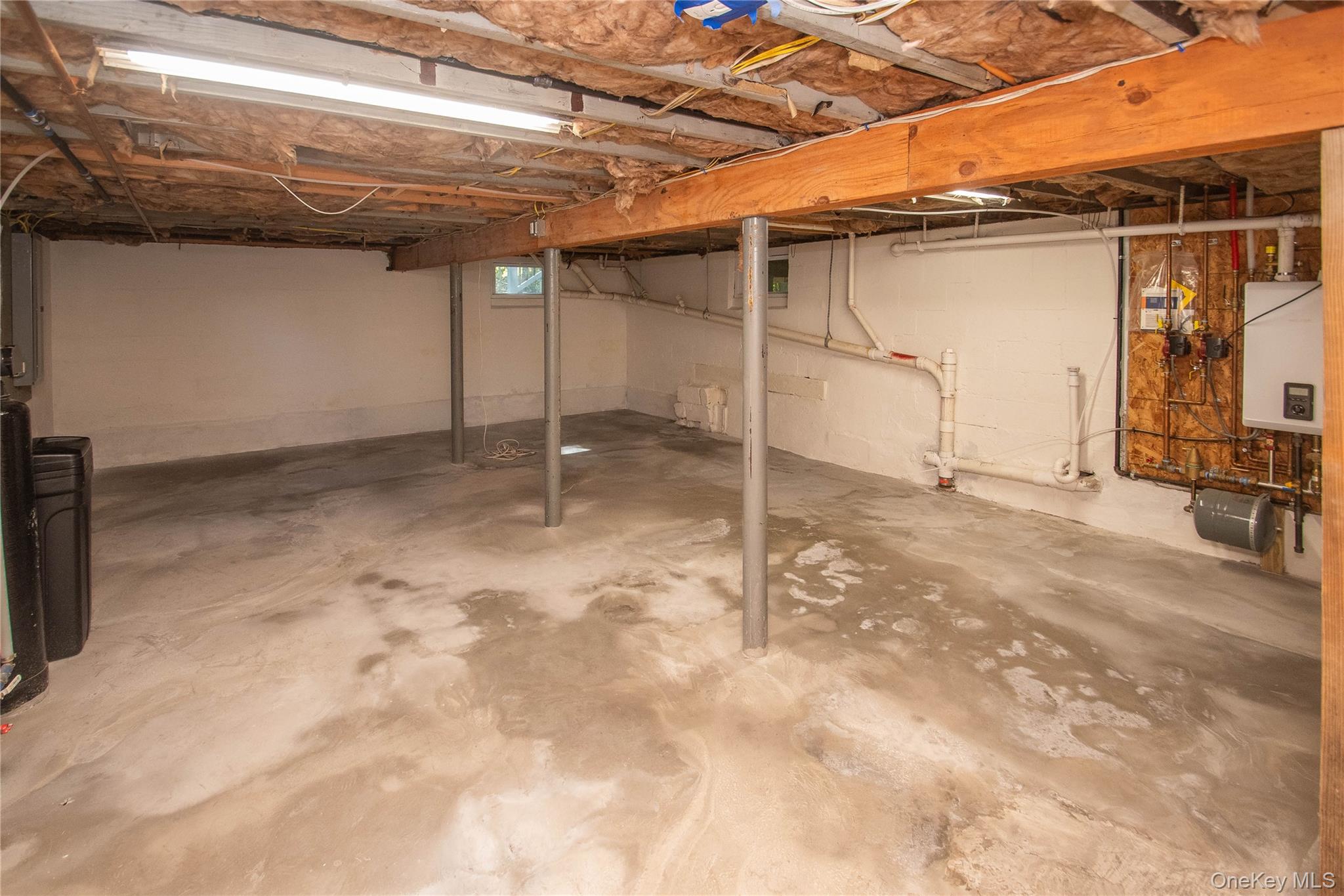 7 Phillips Road, Poughkeepsie, NY 12603