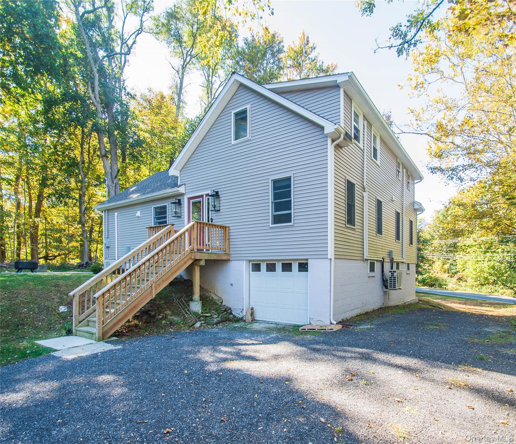 7 Phillips Road, Poughkeepsie, NY 12603