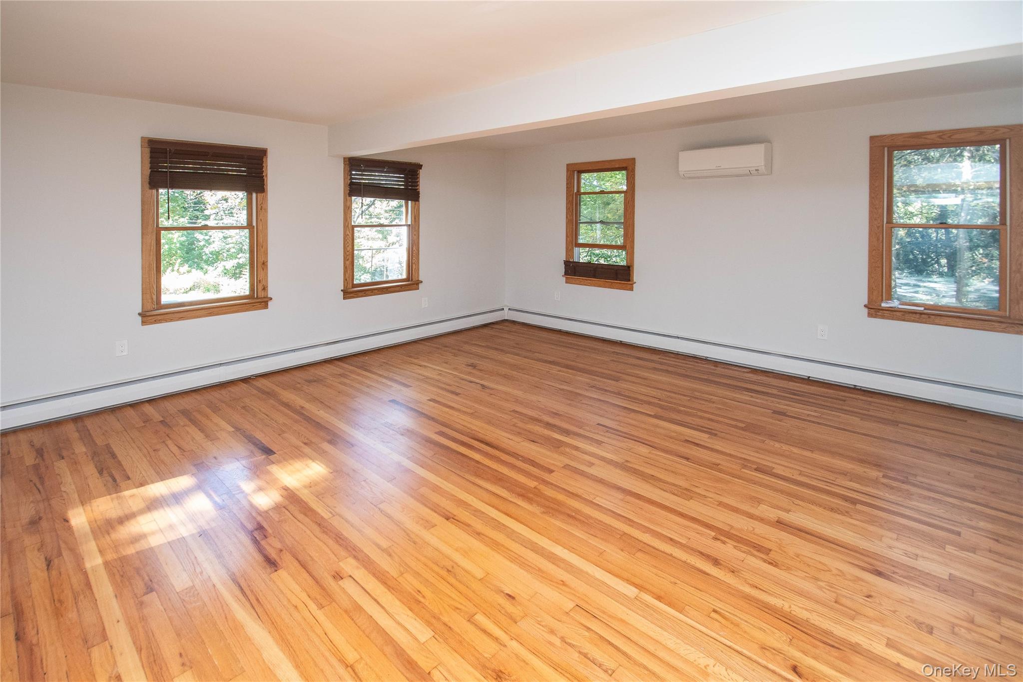 7 Phillips Road, Poughkeepsie, NY 12603