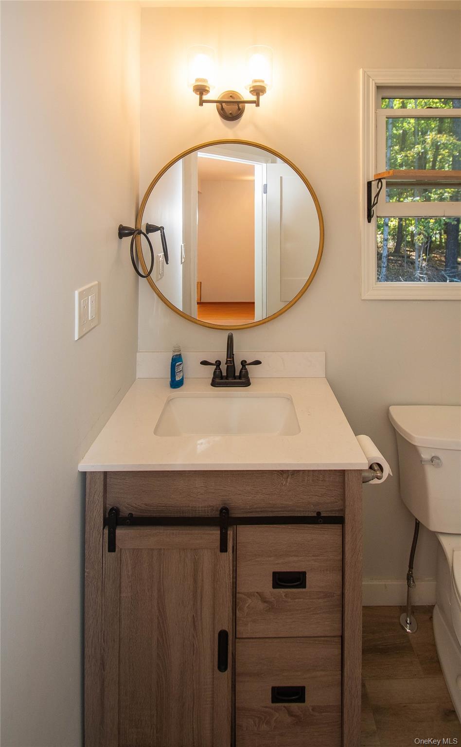 7 Phillips Road, Poughkeepsie, NY 12603