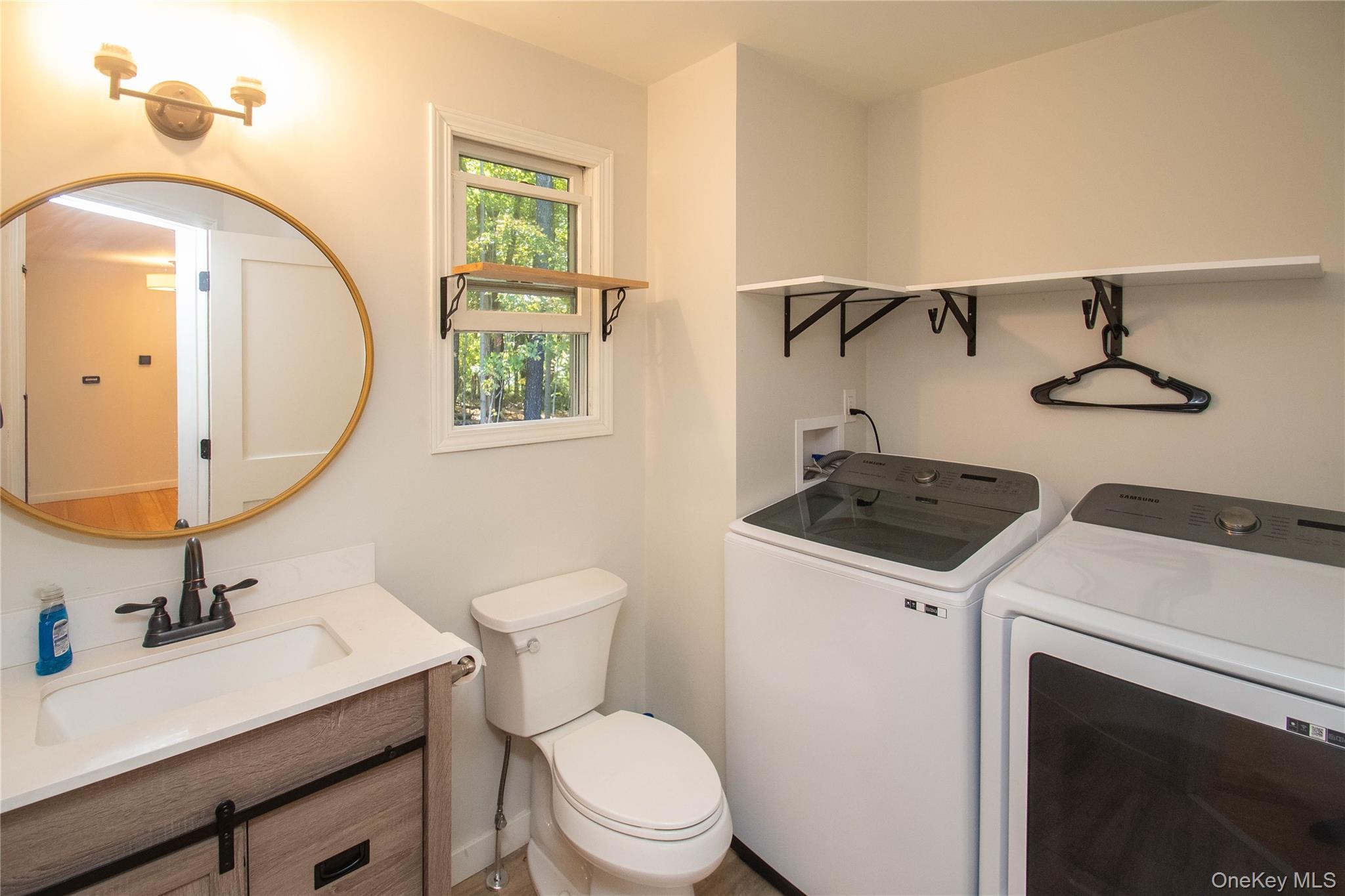 7 Phillips Road, Poughkeepsie, NY 12603