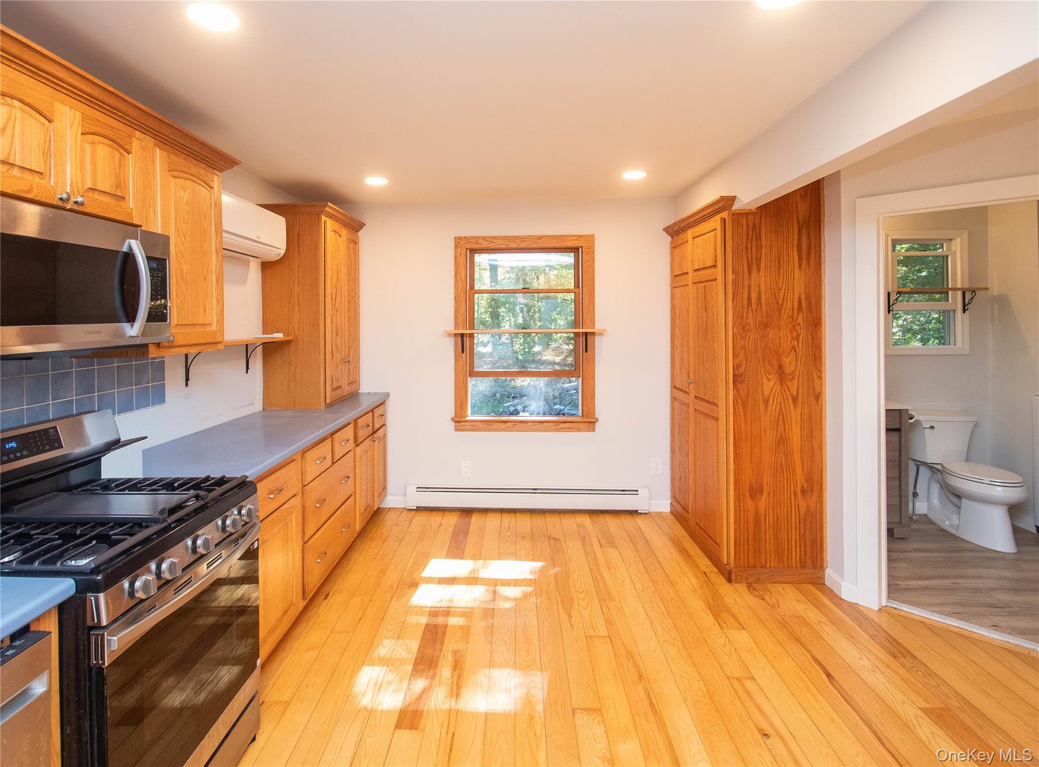 7 Phillips Road, Poughkeepsie, NY 12603