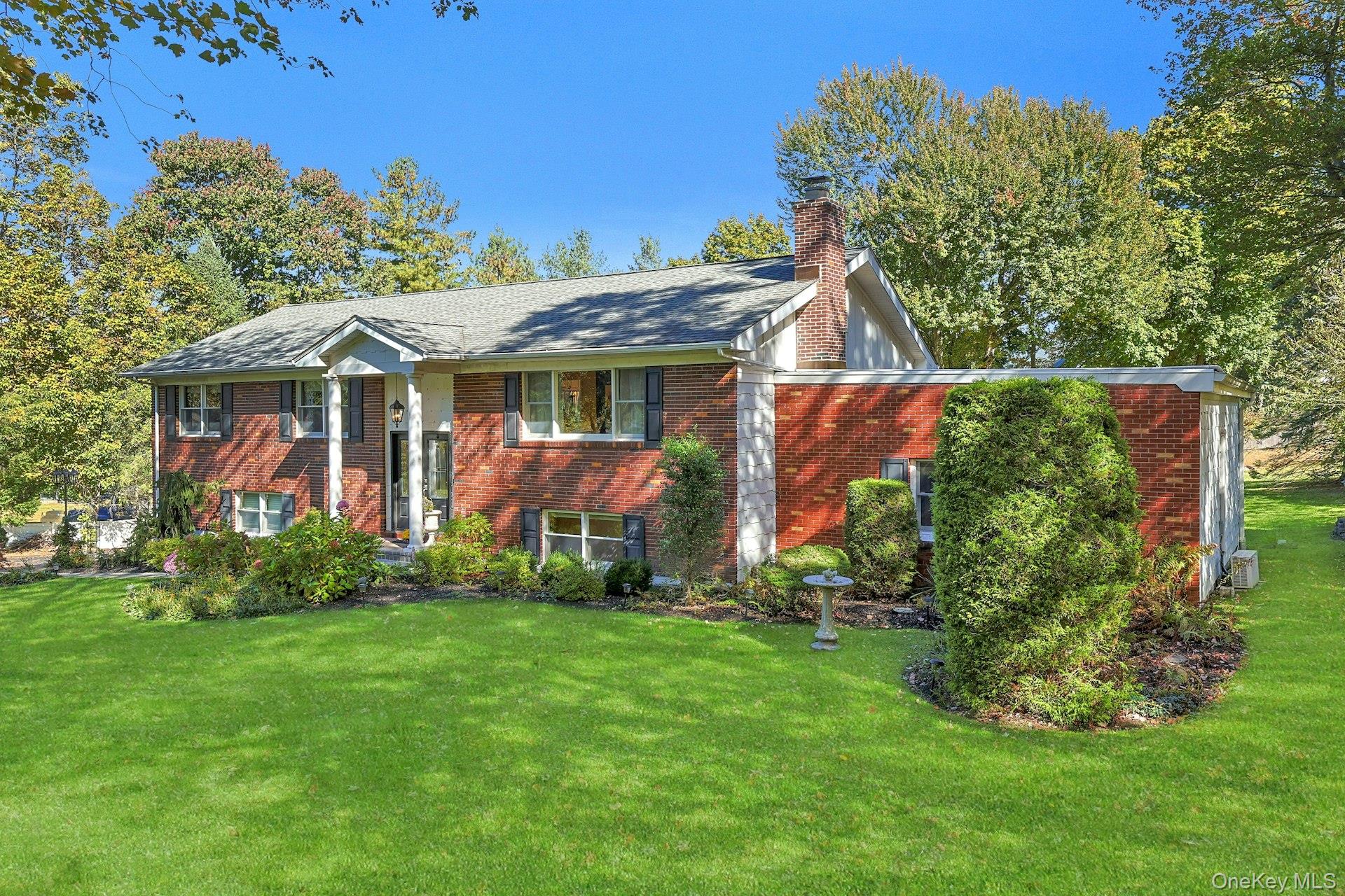 1 Eunice Lane, Thornwood, NY 10594