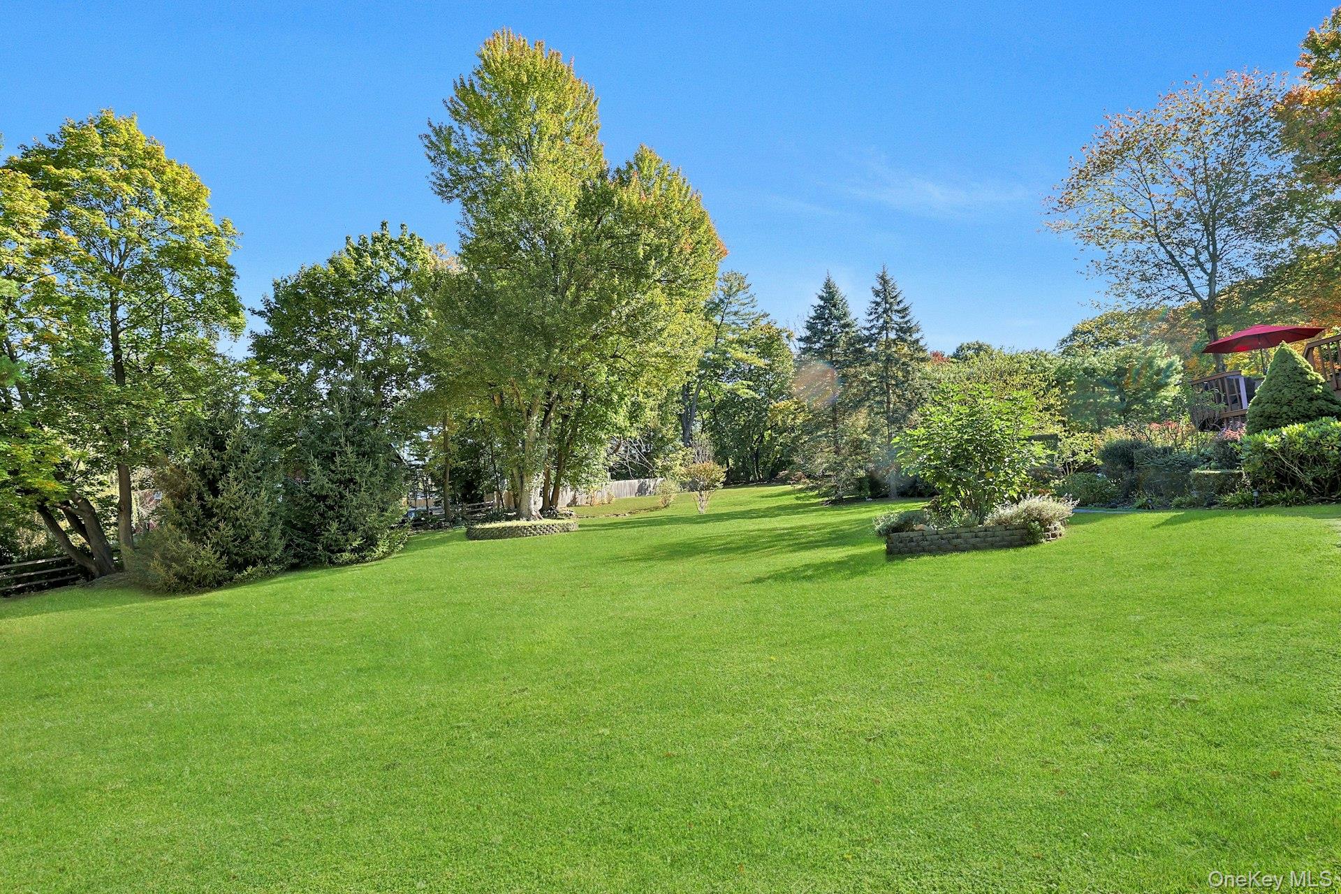 1 Eunice Lane, Thornwood, NY 10594