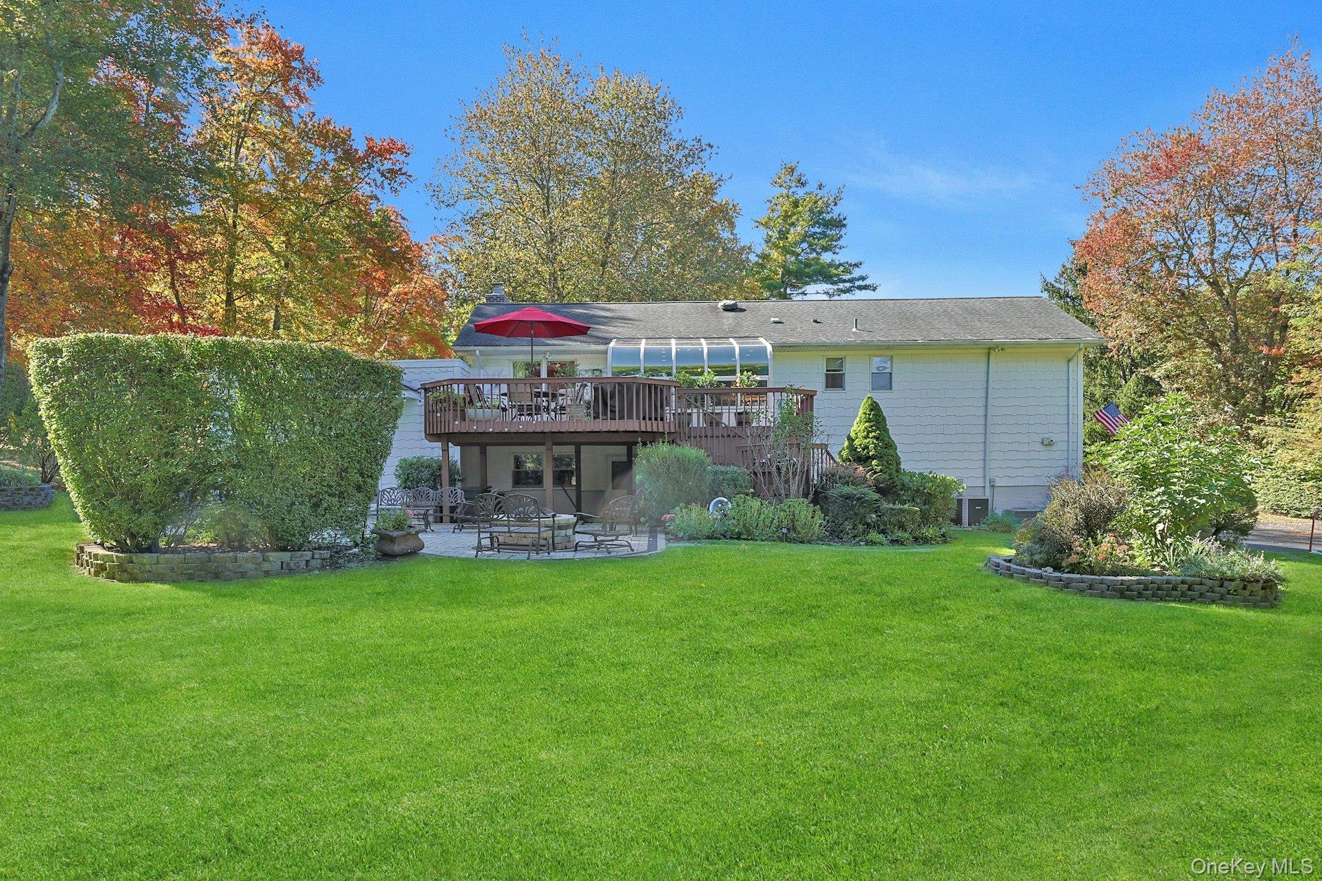 1 Eunice Lane, Thornwood, NY 10594