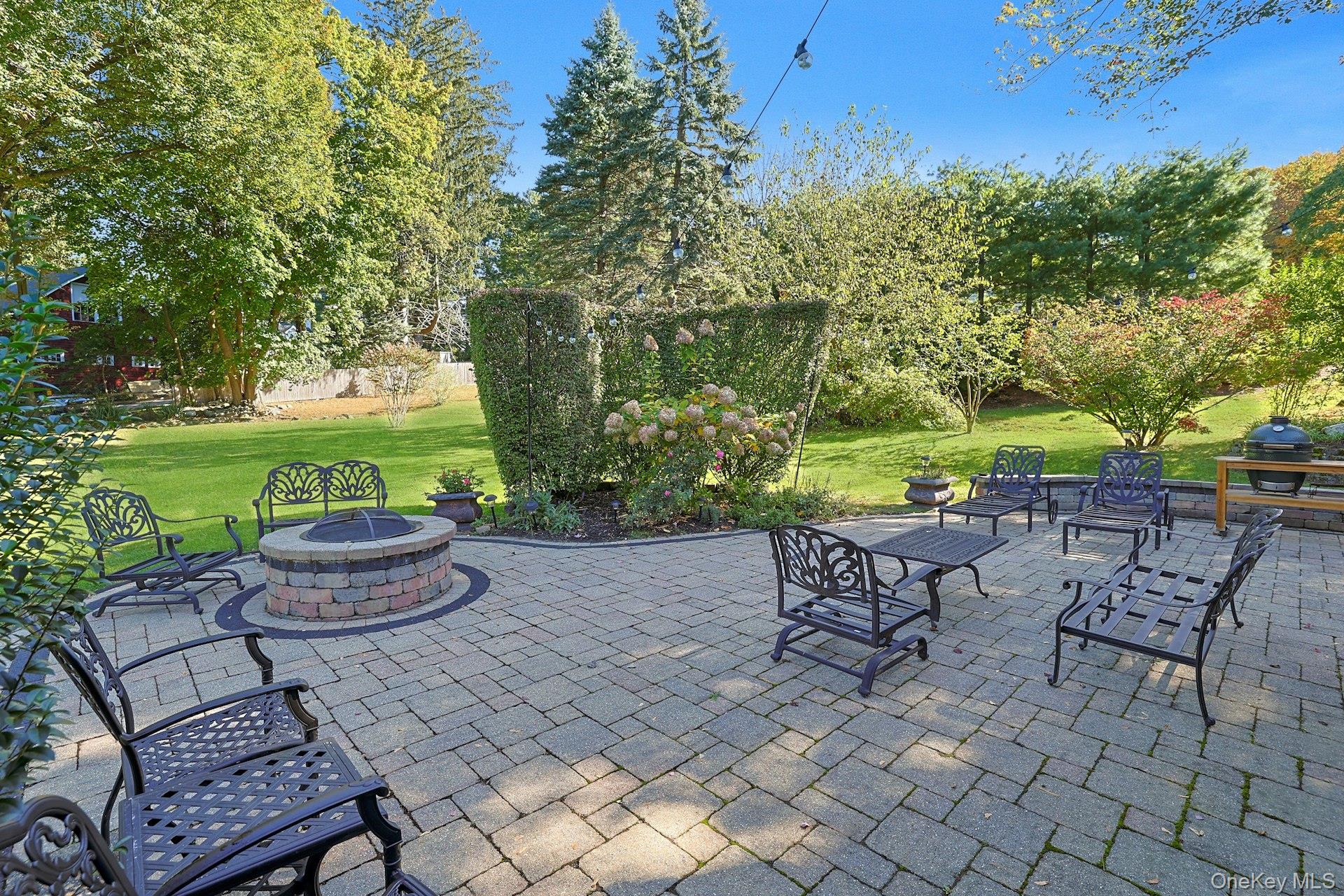 1 Eunice Lane, Thornwood, NY 10594