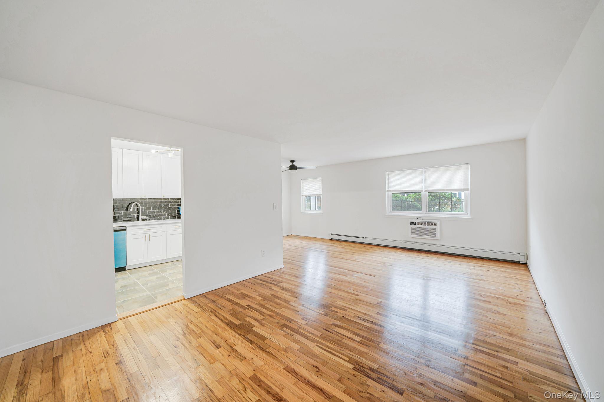 336 Lakeland Avenue # 5D, Sayville, NY 11782