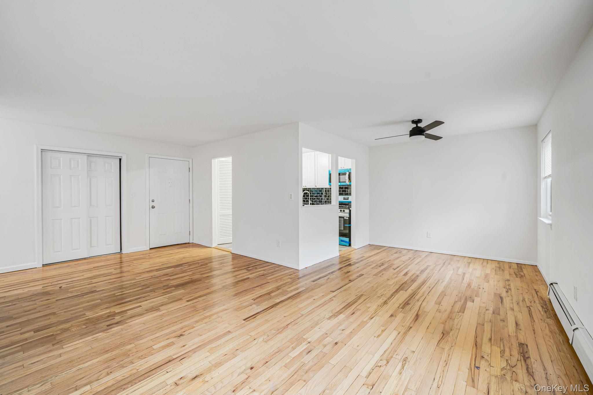 336 Lakeland Avenue # 5D, Sayville, NY 11782