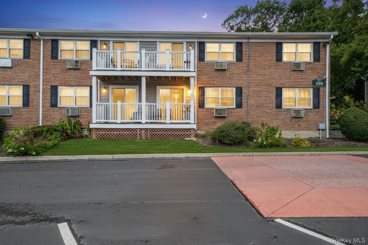 336 Lakeland Avenue # 5D, Sayville, NY 11782