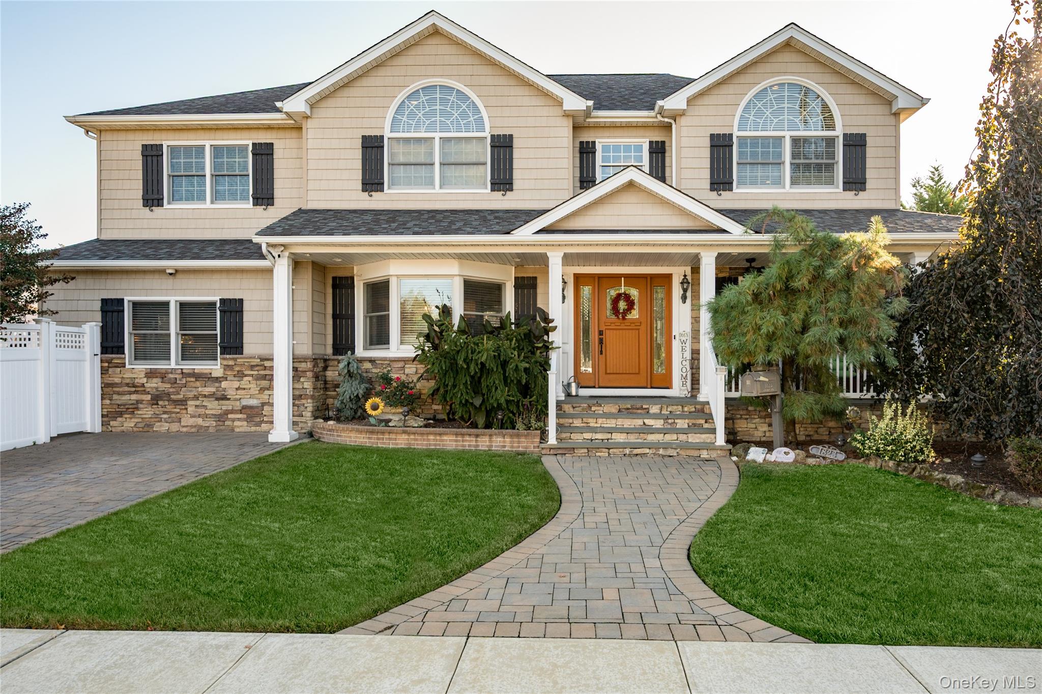 1823 Lincoln Avenue, Seaford, NY 11783