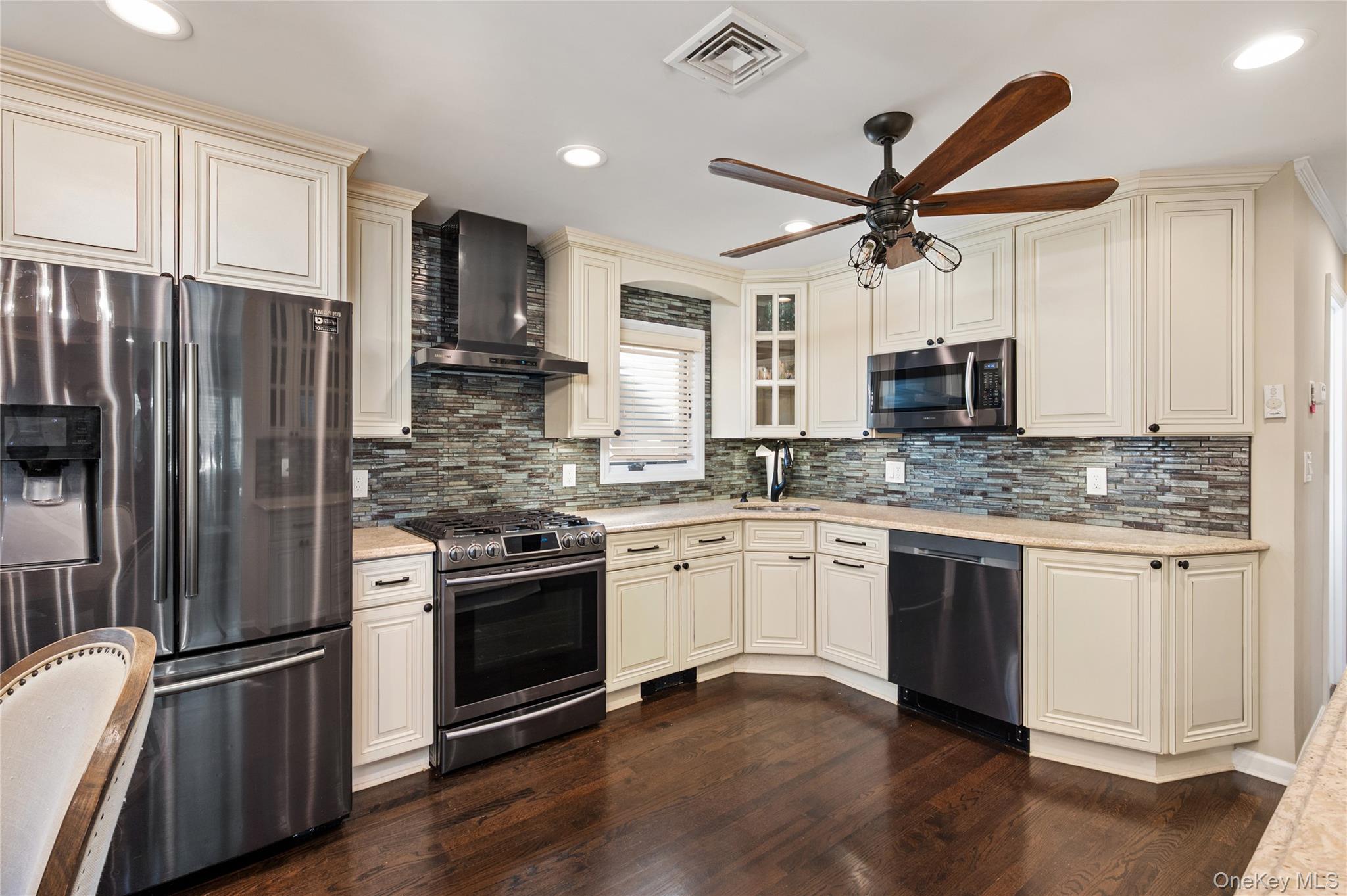 1823 Lincoln Avenue, Seaford, NY 11783